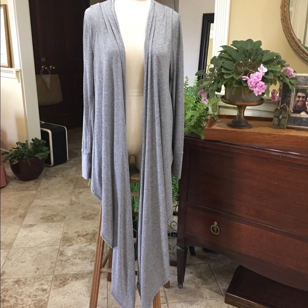 ZELLA WRAP